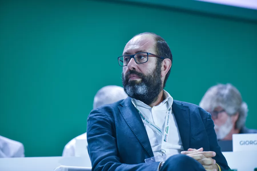 TOMMASO NANNICINI ISTITUTO UNIVERSITARIO EUROPEO