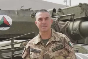 Flotilla, il generale Chiapperini avverte Greta e gli attivisti: “Rischiano pene da tre anni fino all’ergastolo” Flotilla, il generale Chiapperini avverte Greta e gli attivisti: “Rischiano pene da tre anni fino all’ergastolo”