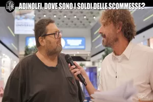 Mario Adinolfi e l’attacco (flop…) delle Iene che non convince Mario Adinolfi e l’attacco (flop…) delle Iene che non convince