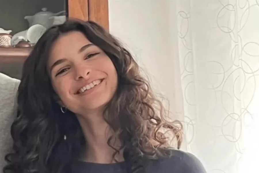 Sofia Napolitano scomparsa. L’ipotesi della fuga d’amore in Colombia e la madre a ‘Chi l’ha visto’: “Torna a casa”