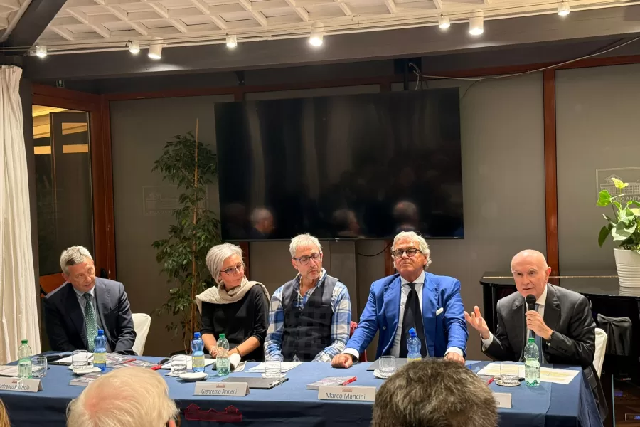 La CIA a lezione dalle Brigate Rosse, il libro di Gianremo Armeni sui retroscena del caso Abu Omar e il rapimento di Aldo Moro