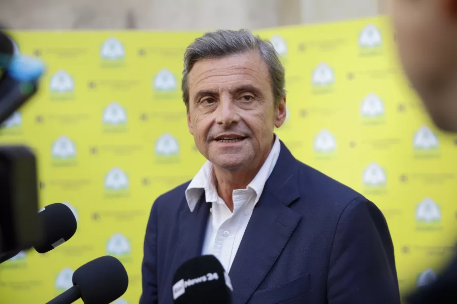 Sicurezza, ecco i sette punti dell’agenda Calenda dopo il dialogo con un dirigente di polizia