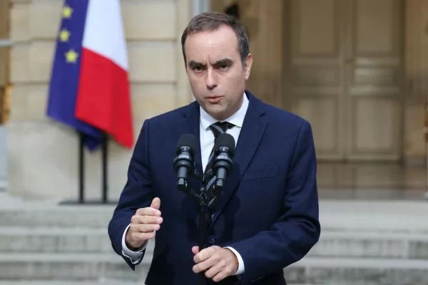 Francia in crisi, Jozsef: “I Macroniani sono pronti a concessioni. Le urne e la destra estrema fanno paura”