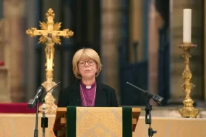 Sarah Mullally, the new Archbishop of Canterbury, spiritual leader of the world’s 85 million Anglicans, speaks inside Canterbury Cathedral in Canterbury, England, Friday, Oct. 3, 2025. (AP Photo/Alberto Pezzali)

Associated Press/LaPresse