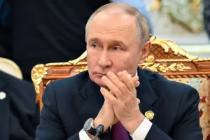 Ucraina, il momento più difficile per la resistenza. Putin moltiplica le azioni di guerra, che fine hanno fatto gli aiuti?