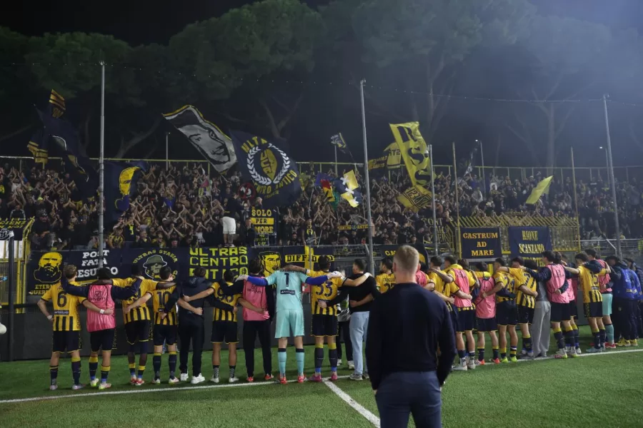 Ignazio Abate  allenatore (SS Juve Stabia);   durante la partita tra Juve Stabia-Avellino  del Campionato italiano di calcio Serie BKT 2025/2026 – Stadio Romeo Menti, Castellammare di Stabia, Italia – 18 Ottobre 2025 – Sport
(Photo by Alessandro Garofalo/LaPresse)