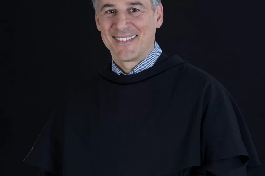 Padre Enzo Fortunato: “San Francesco in piazza non griderebbe slogan. Una pace disarmata e disarmante è possibile”