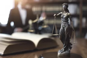 Separazione delle carriere, la scelta sorprendente di “Guida al Diritto” del Sole 24 ore: penalisti dipinti come ideologici rosiconi