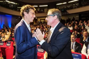 Foto Mauro Scrobogna/LaPresse 
28-10-2023 Roma (Italia) – Politica – Assemblea Nazionale di Azione – Nella foto: 
Riccardo Magi +Europa, Carlo Calenda 

October 28, 2023 Rome (Italy)- Politics – Azione National Assembly – In the photo: Riccardo Magi +Europa, Carlo Calenda