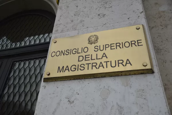 CSM

CONSIGLIO SUPERIORE DELLA MAGISTRATURA TARGA