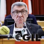 Il segretario generale della Cgil Maurizio Landini durante la conferenza stampa sulla legge di Bilancio, Roma, Mercoledì 8 Ottobre 2025 (Foto Roberto Monaldo / LaPresse) 

General secretary of the Cgil union Maurizio Landin during the press conference on the budget lawi, Rome, Wednesday, October 8, 2025 (Photo by Roberto Monaldo / LaPresse)