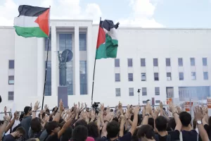 Così l’Università di Pavia nasconde il 7 ottobre sotto al tappeto Così l’Università di Pavia nasconde il 7 ottobre sotto al tappeto