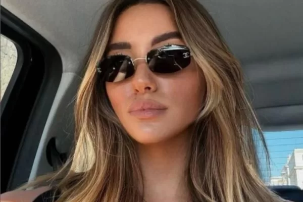 Chi era Beatrice Bellucci, morta sulla Cristoforo Colombo. La Mini colpita da una Bmw a velocità folle: “Era una corsa clandestina, altri ragazzi sono scappati”