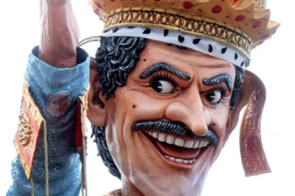 Da D’Alema a Prodi, da Renzi a Meloni, incoronazioni mediatiche e strategie di sopravvivenza: quando la leadership viene messa alla prova