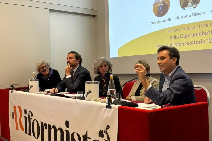 I media italiani hanno cancellato il 7 ottobre, la guerra cognitiva si combatte sullo schermo