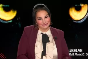 Perché Rita De Crescenzo è ospite a Belve, gaffe, droga e l’ospitata trash su Mamma Rai: “La gente mi tiene come una Madonna” Perché Rita De Crescenzo è ospite a Belve, gaffe, droga e l’ospitata trash su Mamma Rai: “La gente mi tiene come una Madonna”
