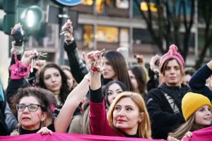 Violenza contro le donne: l’esempio di norme simbolo e di strade sbagliate