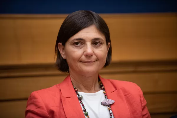 Il Pd vuole dare lezioni persino a Mattarella. La superiore sapienza di Debora Serracchiani