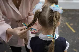 Il dramma dei bambini fantasma di Kiev, sono almeno 8.400 i minori deportati in Russia e ribattezzati…