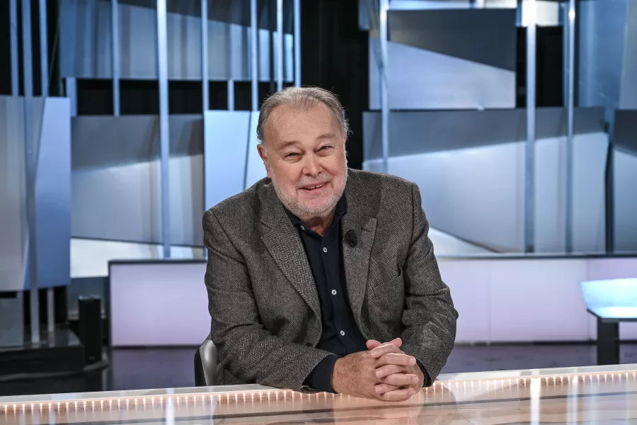 CLAUDIO PETRUCCIOLI POLITICO