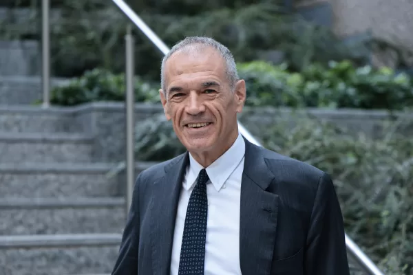 CARLO COTTARELLI DIRETTORE OSSERVATORIO CONTI PUBBLICI ITALIANI UNIVERSITA CATTOLICA DI MILANO CARLO COTTARELLI DIRETTORE OSSERVATORIO CONTI PUBBLICI ITALIANI UNIVERSITA CATTOLICA DI MILANO