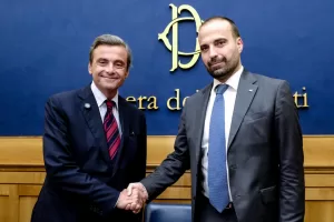 Il segretario di Azione Carlo Calenda, il segretario del Partito Liberaldemocratico Luigi Marattin in occasione della conferenza stampa per illustrare le proposte per la leggi di bilancio che sigla una alleanza politica tra i due partiti. Camera dei Deputati a Roma Giovedì 09 Ottobre 2025. (foto Mauro Scrobogna / LaPresse) 

Azione secretary Carlo Calenda and Liberal Democratic Party secretary Luigi Marattin at the press conference to present the budget proposals that seal a political alliance between the two parties. Chamber of Deputies in Rome on Thursday, October 09 2025. (Photo by Mauro Scrobogna / LaPresse)