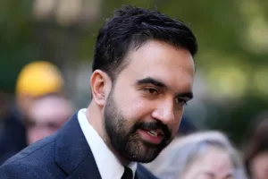 New York City mayoral candidate Zohran Mamdani talks to reporters in New York, Monday, Oct. 27, 2025. (AP Photo/Seth Wenig) 



Associated Press / LaPresse
Only italy and spain