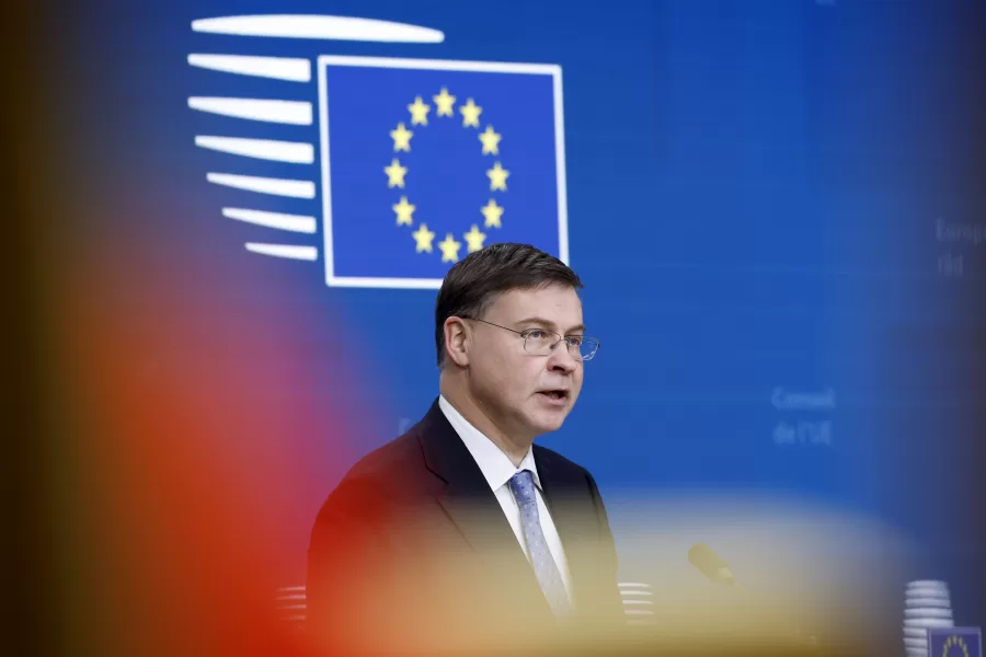 European Commissioner for Economy and Productivity, Implementation and Simplification Valdis Dombrovskis speaks during a media conference after a meeting of EU finance ministers at the European Council building in Brussels, Tuesday, Jan. 21, 2025. (AP Photo/Omar Havana) 


associated Press / LaPresse
Only italy and Spain