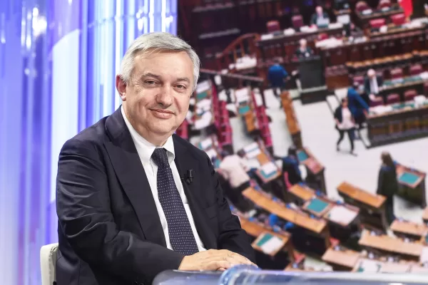 MAURIZIO MOLINARI DIRETTORE DE LA REPUBBLICA MAURIZIO MOLINARI DIRETTORE DE LA REPUBBLICA