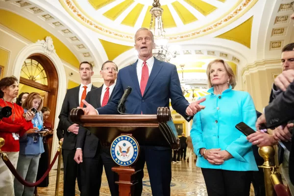 Senate Majority Leader John Thune, R-S.D., joined by, from left, Sen. Tom Cotton, R-Ark., Senate Majority Whip John Barrasso, of Wyo., and Sen. Shelley Moore Capito, R-W.Va., speaks with reporters following a closed-door meeting of Senate Republicans on Capitol Hill, Tuesday, Nov. 4, 2025, in Washington. (AP Photo/Mark Schiefelbein)
Associated Press / LaPresse
Only italy and spain Senate Majority Leader John Thune, R-S.D., joined by, from left, Sen. Tom Cotton, R-Ark., Senate Majority Whip John Barrasso, of Wyo., and Sen. Shelley Moore Capito, R-W.Va., speaks with reporters following a closed-door meeting of Senate Republicans on Capitol Hill, Tuesday, Nov. 4, 2025, in Washington. (AP Photo/Mark Schiefelbein)
Associated Press / LaPresse
Only italy and spain