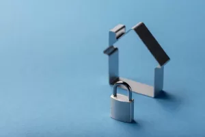 Report e gli audio “curiosi” di Sangiuliano e la moglie, il diritto all’informazione è sacro purché non amplifichi il voyeurismo Report e gli audio “curiosi” di Sangiuliano e la moglie, il diritto all’informazione è sacro purché non amplifichi il voyeurismo