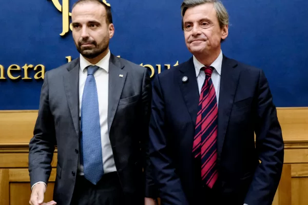 Il segretario di Azione Carlo Calenda, il segretario del Partito Liberaldemocratico Luigi Marattin in occasione della conferenza stampa per illustrare le proposte per la leggi di bilancio che sigla una alleanza politica tra i due partiti. Camera dei Deputati a Roma Giovedì 09 Ottobre 2025. (foto Mauro Scrobogna / LaPresse) 

Azione secretary Carlo Calenda and Liberal Democratic Party secretary Luigi Marattin at the press conference to present the budget proposals that seal a political alliance between the two parties. Chamber of Deputies in Rome on Thursday, October 09 2025. (Photo by Mauro Scrobogna / LaPresse)