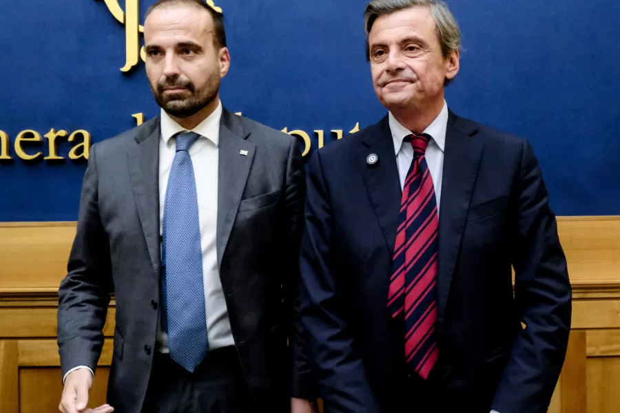 Il segretario di Azione Carlo Calenda, il segretario del Partito Liberaldemocratico Luigi Marattin in occasione della conferenza stampa per illustrare le proposte per la leggi di bilancio che sigla una alleanza politica tra i due partiti. Camera dei Deputati a Roma Giovedì 09 Ottobre 2025. (foto Mauro Scrobogna / LaPresse) 

Azione secretary Carlo Calenda and Liberal Democratic Party secretary Luigi Marattin at the press conference to present the budget proposals that seal a political alliance between the two parties. Chamber of Deputies in Rome on Thursday, October 09 2025. (Photo by Mauro Scrobogna / LaPresse)