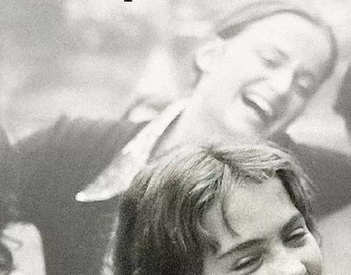 L’epoca felice, romanzo di Comencini tra tempo perduto e ansie di oggi: perché guardare indietro è importante