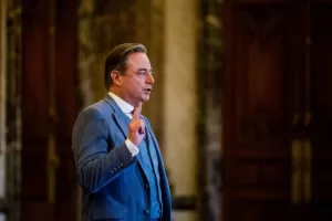 I beni russi restano congelati. Toni accesi tra Belgio e UE