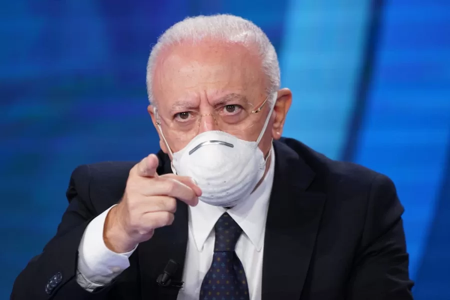 Vincenzo De Luca e la comunicazione: il lockdown come leva del consenso