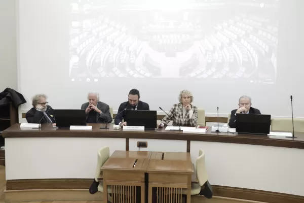 ALFREDO VENTURINI POLITICO, CLAUDIO SIGNORILE POLITICO , ALDO TORCHIARO GIORNALISTA, STEFANIA CRAXI POLITICO, FABRIZIO CICCHITTO POLITICO ALFREDO VENTURINI POLITICO, CLAUDIO SIGNORILE POLITICO , ALDO TORCHIARO GIORNALISTA, STEFANIA CRAXI POLITICO, FABRIZIO CICCHITTO POLITICO