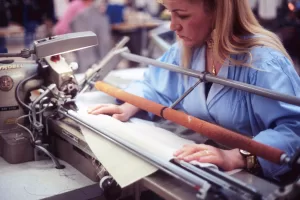 MARZOTTO VALDAGNO MANIFATTURA LANE INDUSTRIA TESSILE ABBIGLIAMENTO LANA
OPERAIO OPERAIA OPERAI OPERAIE
MANIFATTURIERO MANIFATTURIERA