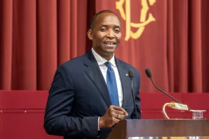 In Africa il Pil crescerà più che in Cina, Soumahoro: “L’Italia sia protagonista, non funziona visione schiacciata solo su immigrazione ed emergenza”