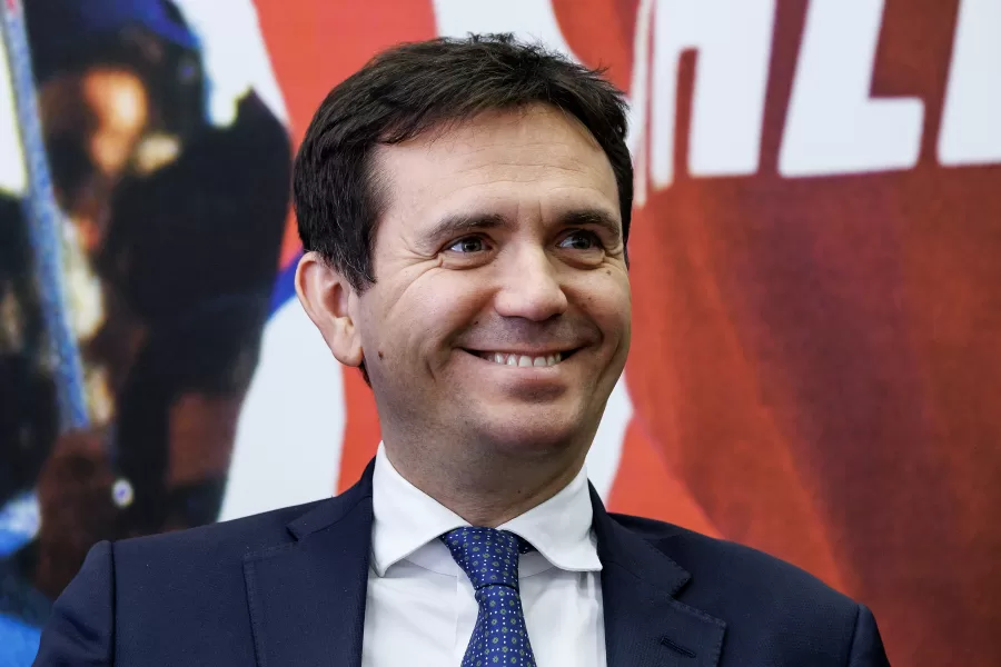 Alessandro Cattaneo durante la conferenza stampa nella sede del partito a Roma, Venerdì, 8 marzo 2024 (Foto Roberto Monaldo / LaPresse)

Alessandro Cattaneo during the press conference at the party headquarters in Rome, Friday, March 8, 2024 (Photo by Roberto Monaldo / LaPresse)