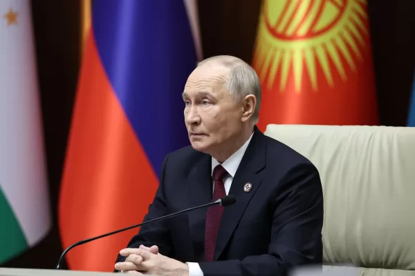 Isolamento e stagnazione: la Russia all’angolo scatena la repressione e abbraccia i Talebani