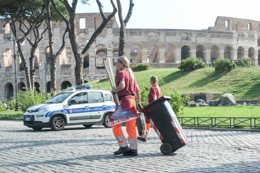 Roma, i rifiuti aumentano ma cresce la differenziata. Filippi (Ama): “L’export non è la soluzione. Termovalorizzatore? Lazio in deficit di impiantisca”