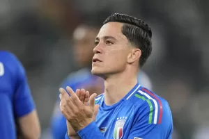 Calciomercato Roma, Raspadori ha già rifiutato. Rebus Zirkzee. Ora Massara cerca le alternative