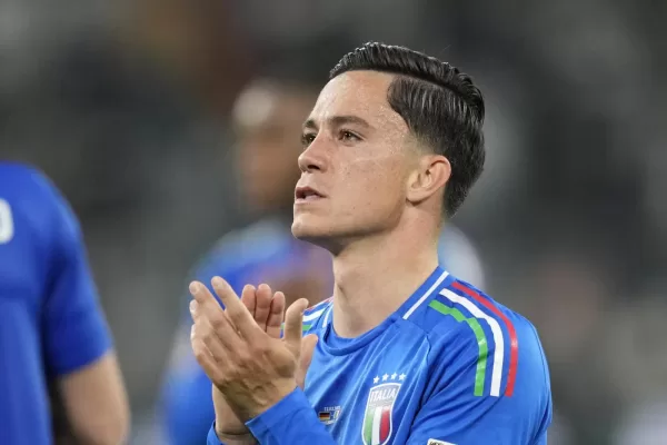 Calciomercato Roma, Raspadori ha già rifiutato. Rebus Zirkzee. Ora Massara cerca le alternative