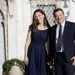 Matteo Salvini, il suggestivo regalo di Natale ricevuto della Lega e la cena di fine anno al Parco dei Principi