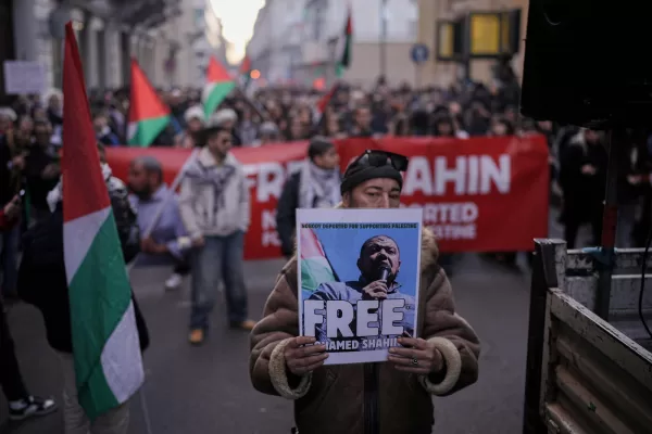 Manifestazione regionale per la Palestina ed in solidarietà a Mohamed Shahin
– Sabato, Dicembre 13, 2025. News  (Photo by  Alpozzi/Lapresse)

Regional rally for Palestine and in support for Mohamed Shahin
– Saturday, December 13, 2025. News  (Photo by Marco Alpozzi/Lapresse)