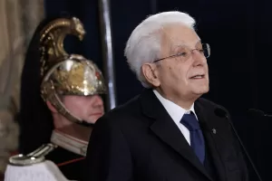 Il presidente della Repubblica Sergio Mattarella al Quirinale in occasione della cerimonia per lo scambio di auguri di fine anno con i rappresentanti delle istituzioni, delle forze politiche e della società civile, Roma, Venerdì 19 Dicembre 2025 (Foto Roberto Monaldo / LaPresse) 

President of the Republic Sergio Mattarella at the Quirinale during the ceremony for the exchange of end-of-year greetings with the representatives of the institutions, political forces and civil society, Rome, Friday, December 19, 2025 (Photo by Roberto Monaldo / LaPresse)