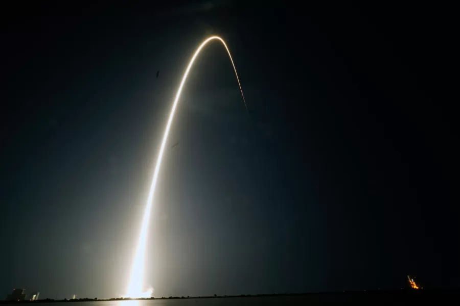 FILE – In this time-exposure photograph, a SpaceX Falcon 9 rocket with the 25th batch of approximately 60 satellites for SpaceX’s Starlink broadband network lifts off from the Space Launch Complex 40 at the Cape Canaveral Space Force Station in Cape Canaveral, Fla., late Wednesday, April 28, 2021. (AP Photo/John Raoux, File) 



Associated Press / LaPresse
only italy and spain