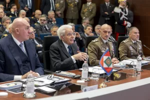 GUIDO CROSETTO MINISTRO DELLA DIFESA, IL PRESIDENTE DELLA REPUBBLICA SERGIO MATTARELLA, LUCIANO ANTONIO PORTOLANO CAPO STATO MAGGIORE DIFESA GUIDO CROSETTO MINISTRO DELLA DIFESA, IL PRESIDENTE DELLA REPUBBLICA SERGIO MATTARELLA, LUCIANO ANTONIO PORTOLANO CAPO STATO MAGGIORE DIFESA