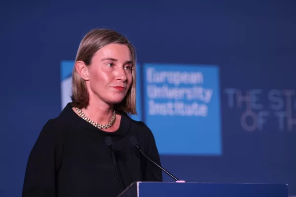 Mogherini rilasciata, c’era bisogno del fermo? Anche per la malagiustizia vale il detto “una risata vi seppellirà”